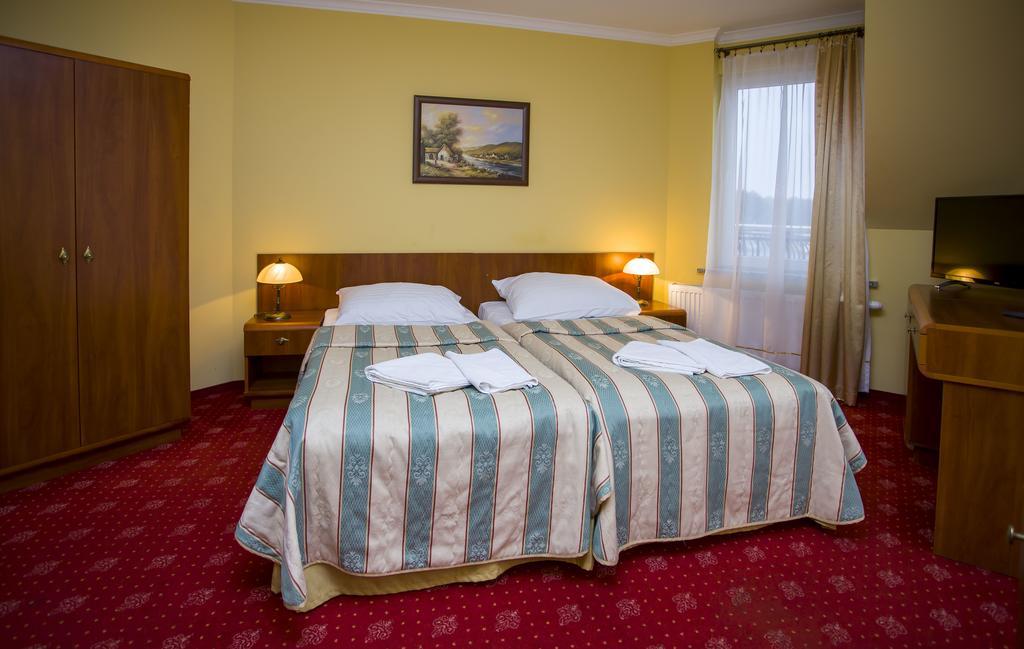 Hotel Morze Ustka Buitenkant foto