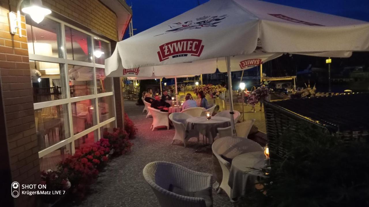 Hotel Morze Ustka Buitenkant foto